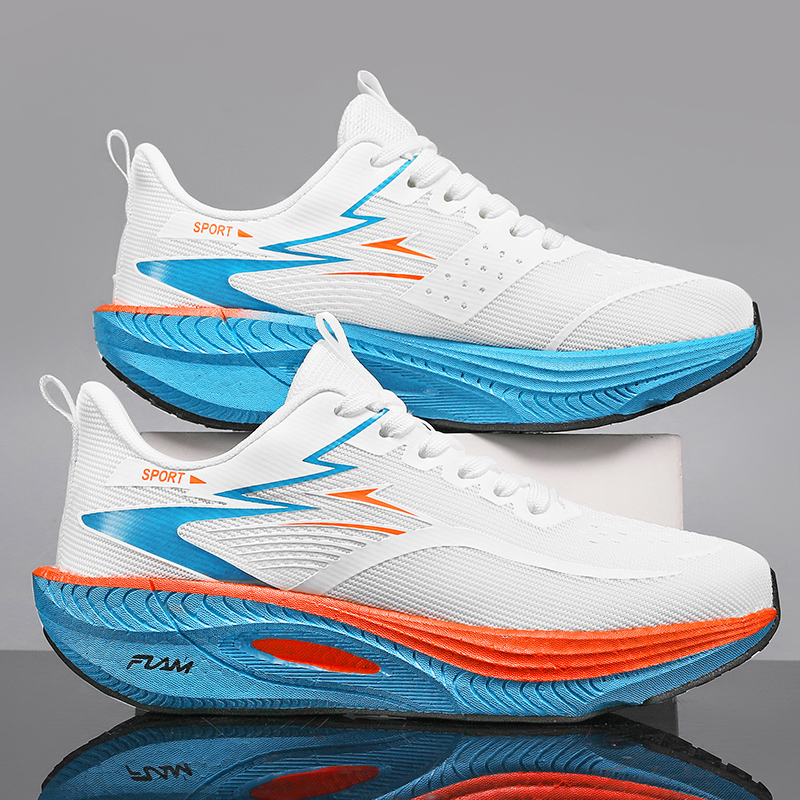 Scarpe da Corsa Sportive da Uo - Running Gear For Sale recensione e prezzo
