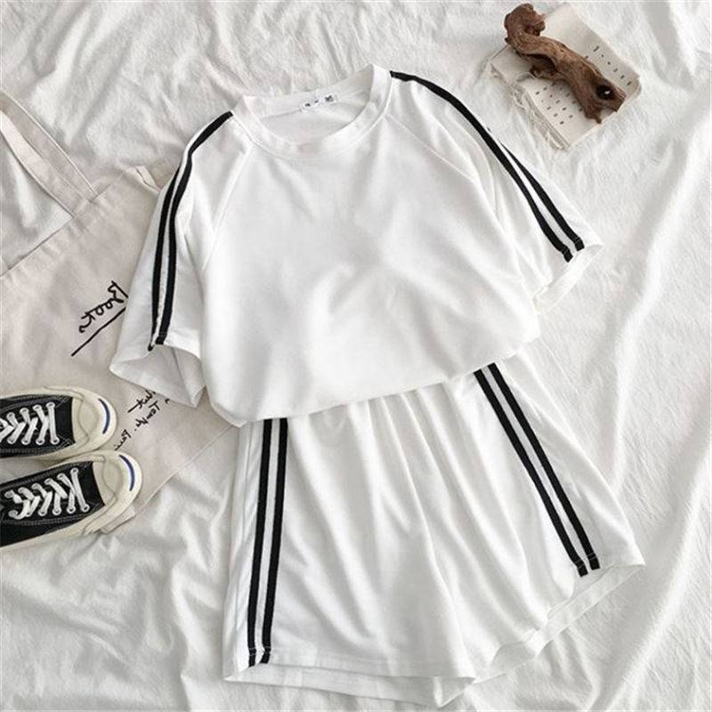 Due pezzi abbigliamento sporti - Running Gear Women recensione e prezzo